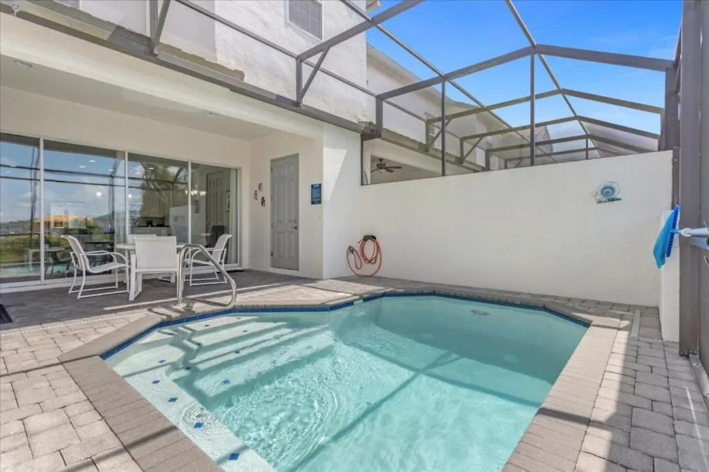 4 Bedrooms - 3 Bathrooms - Festival 232 Cd Davenport 0*,  United States