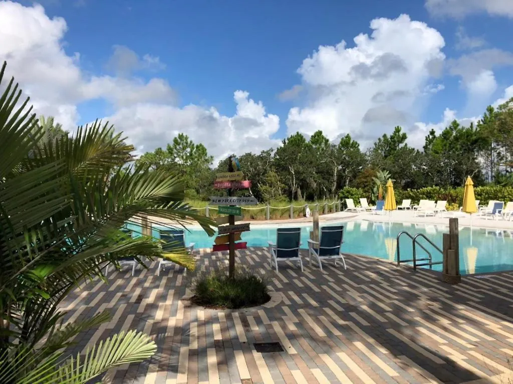 4 Bedrooms - 3 Bathrooms - Festival 232 Cd Davenport