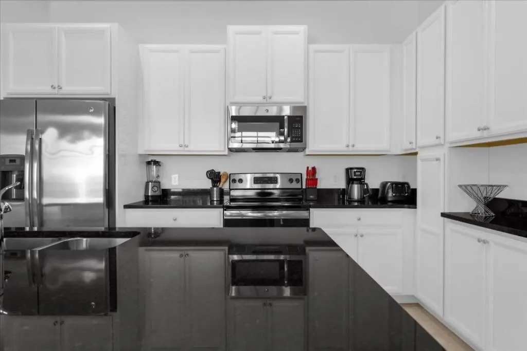 4 Bedrooms - 3 Bathrooms - Festival 232 Cd Davenport United States